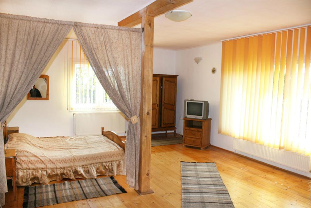 Casa Fortyogo Тиргу-Секуєск Номер фото